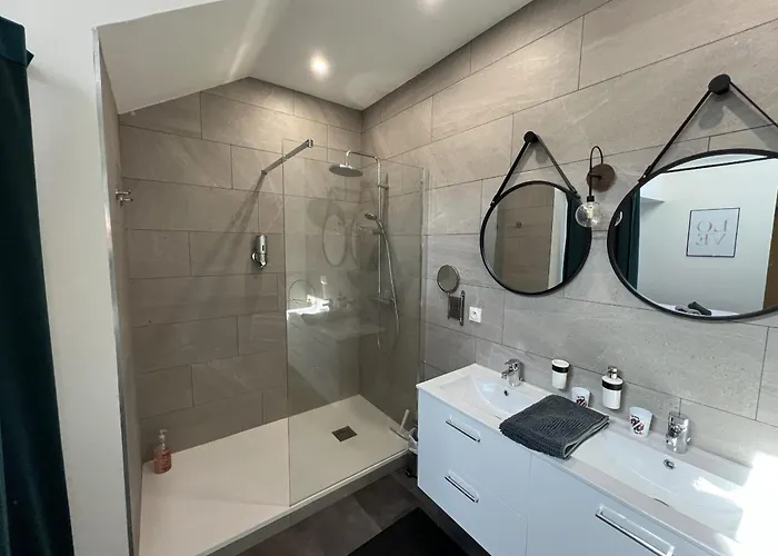 Le Val De Coeur Apartment *